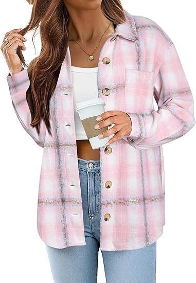 Plaid Charm : La Veste en Laine Brossée qui Réinvente l’Hiver avec Style