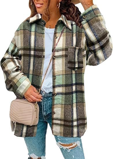 Plaid Charm : La Veste en Laine Brossée qui Réinvente l’Hiver avec Style