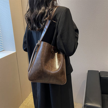 Fashion Elite - Sac à bandoulière tendance et spacieux pour femme