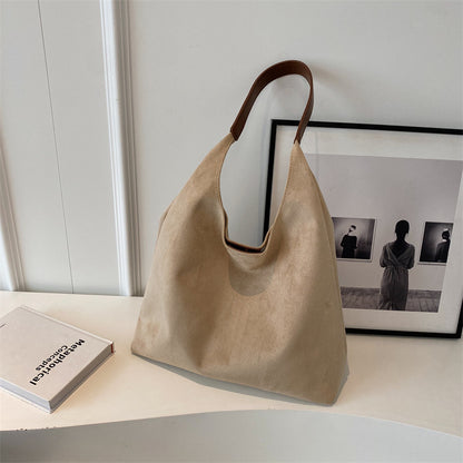 Urban Chic - Sac à bandoulière spacieux et élégant pour femme